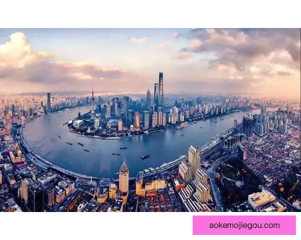 上海与成都：两座城市的文化差异与发展潜力对比分析